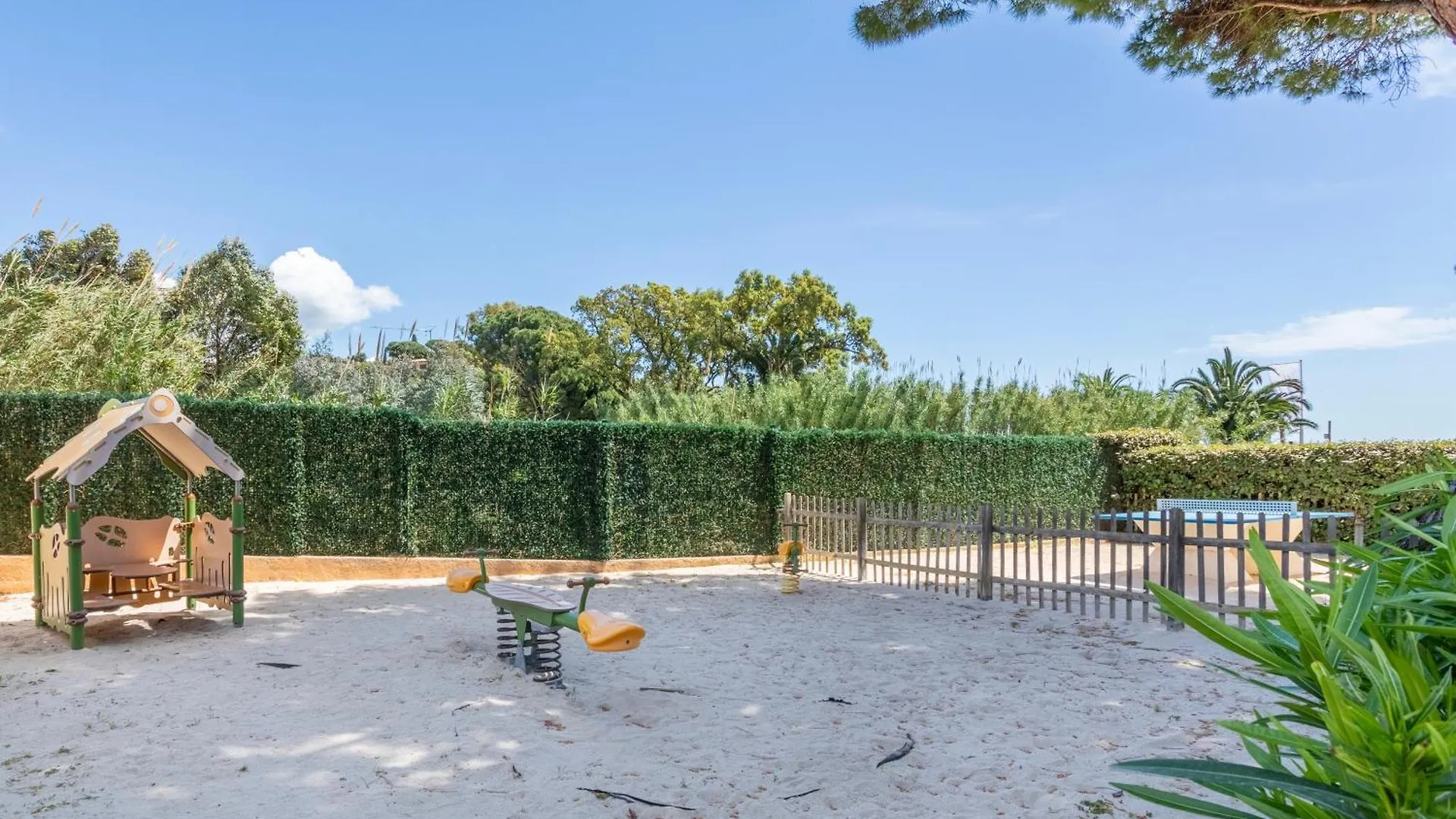 Apart Otel Residence Pierre & Vacances L'Anse De Pramousquier Le Lavandou